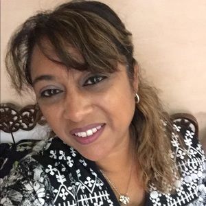 Meet your Posher, Praveena